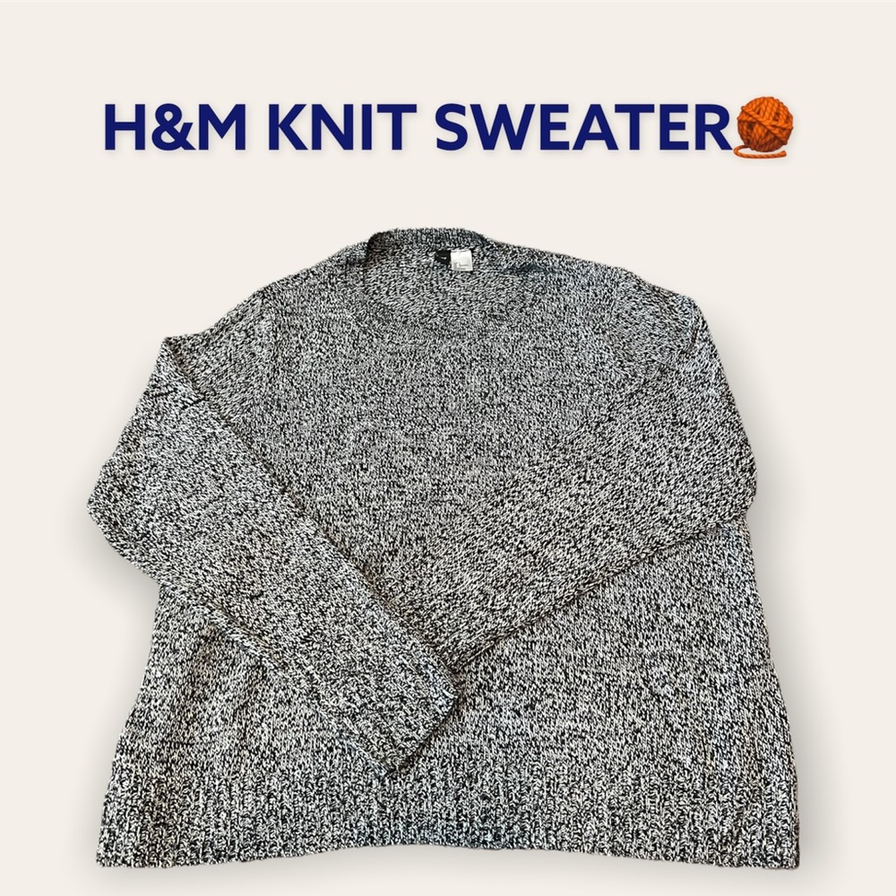 GREY/WHITE/BLACK KNIT SWEATER